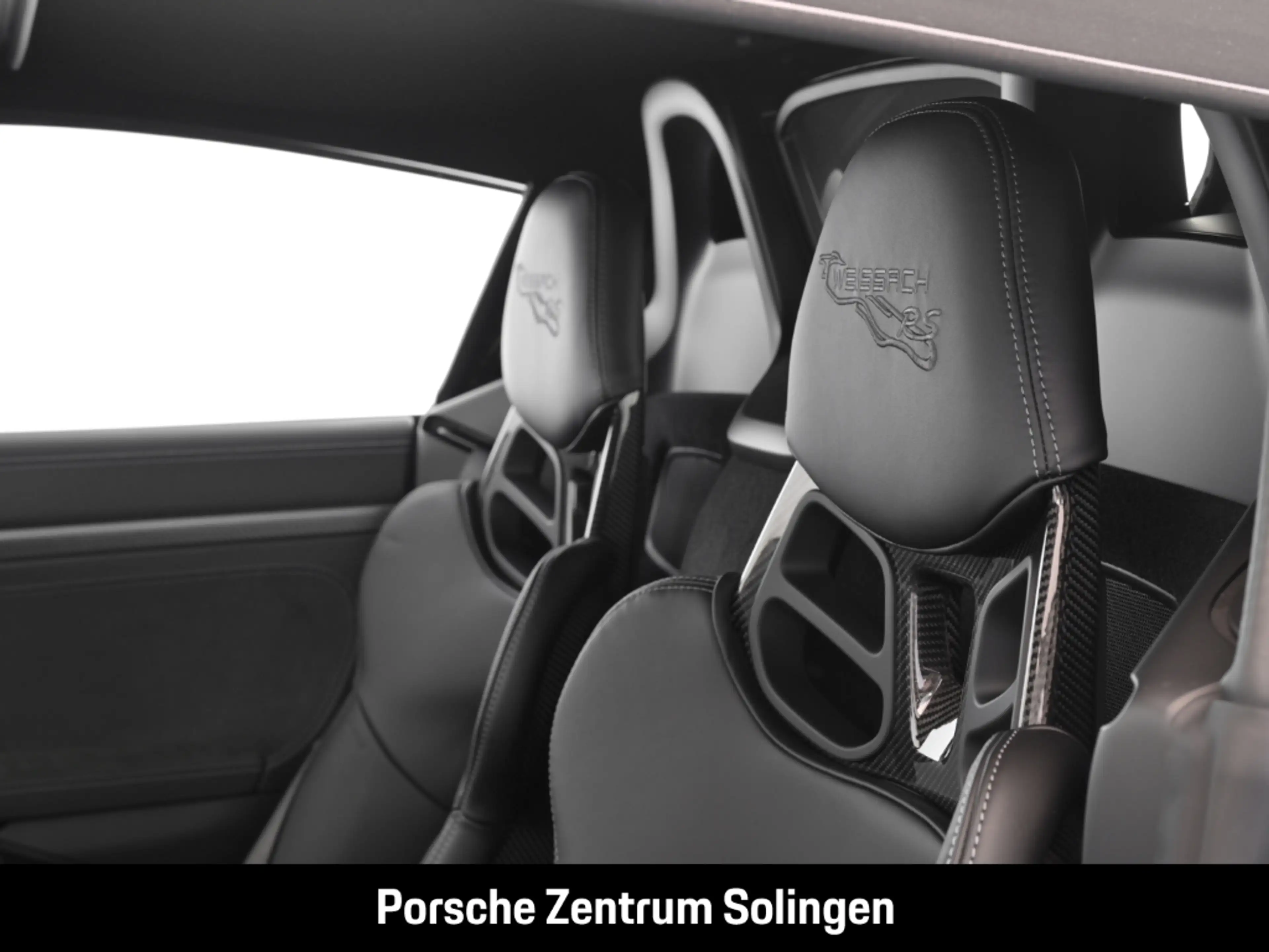 Porsche 718 Spyder RS Weissach Bose LED Chrono Lift 90l — photo 13