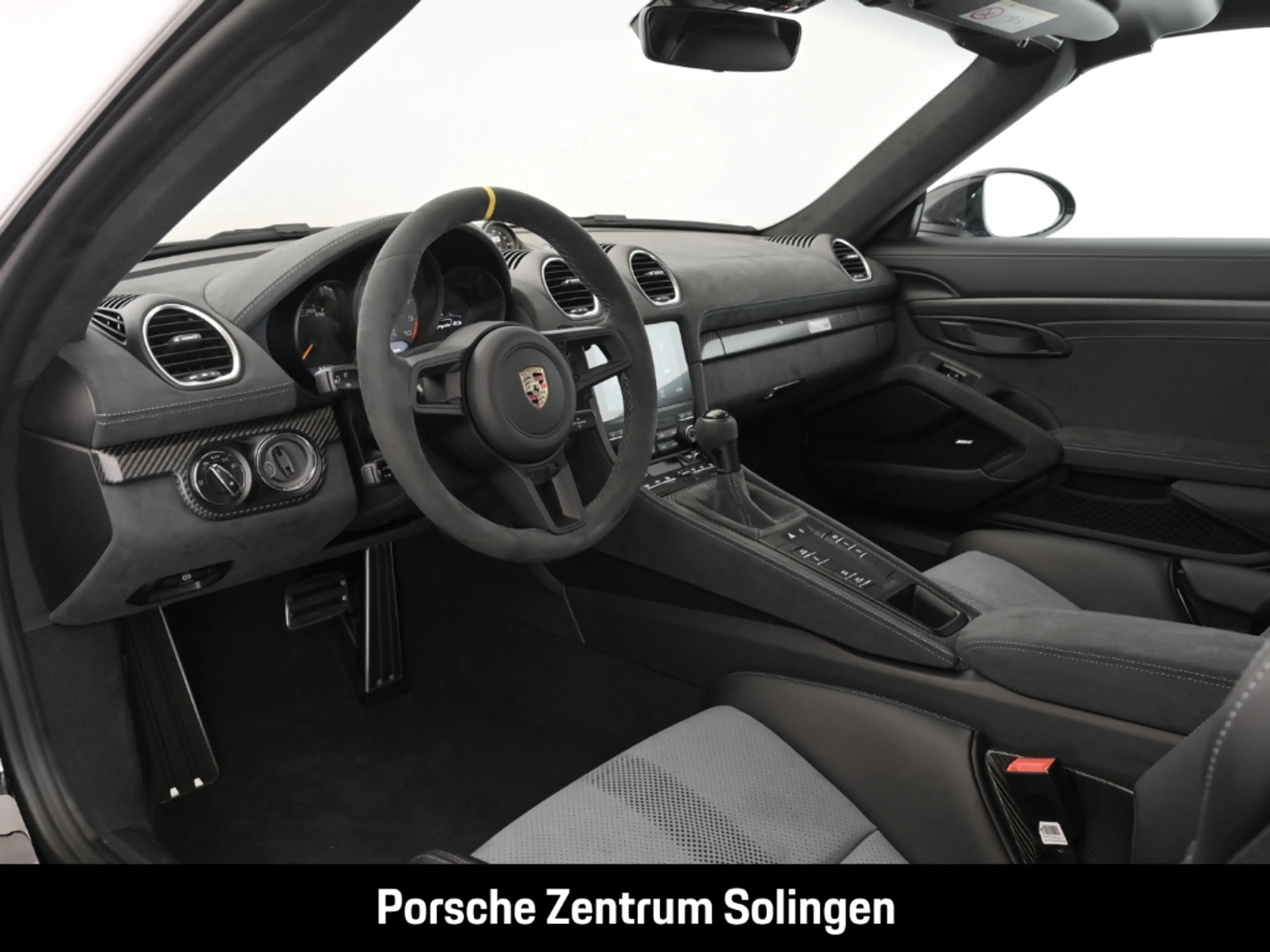 Porsche 718 Spyder RS Weissach Bose LED Chrono Lift 90l — photo 10