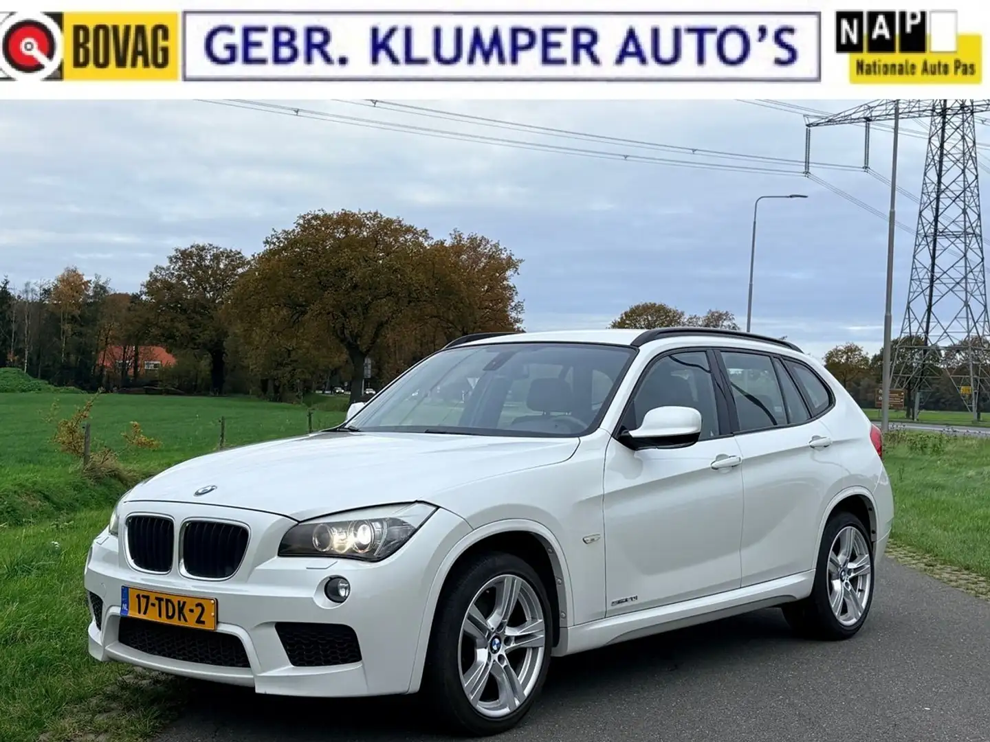 BMW X1 sDrive20i Business Aut, M-pakket, Navi, NL auto! Blanc - 1