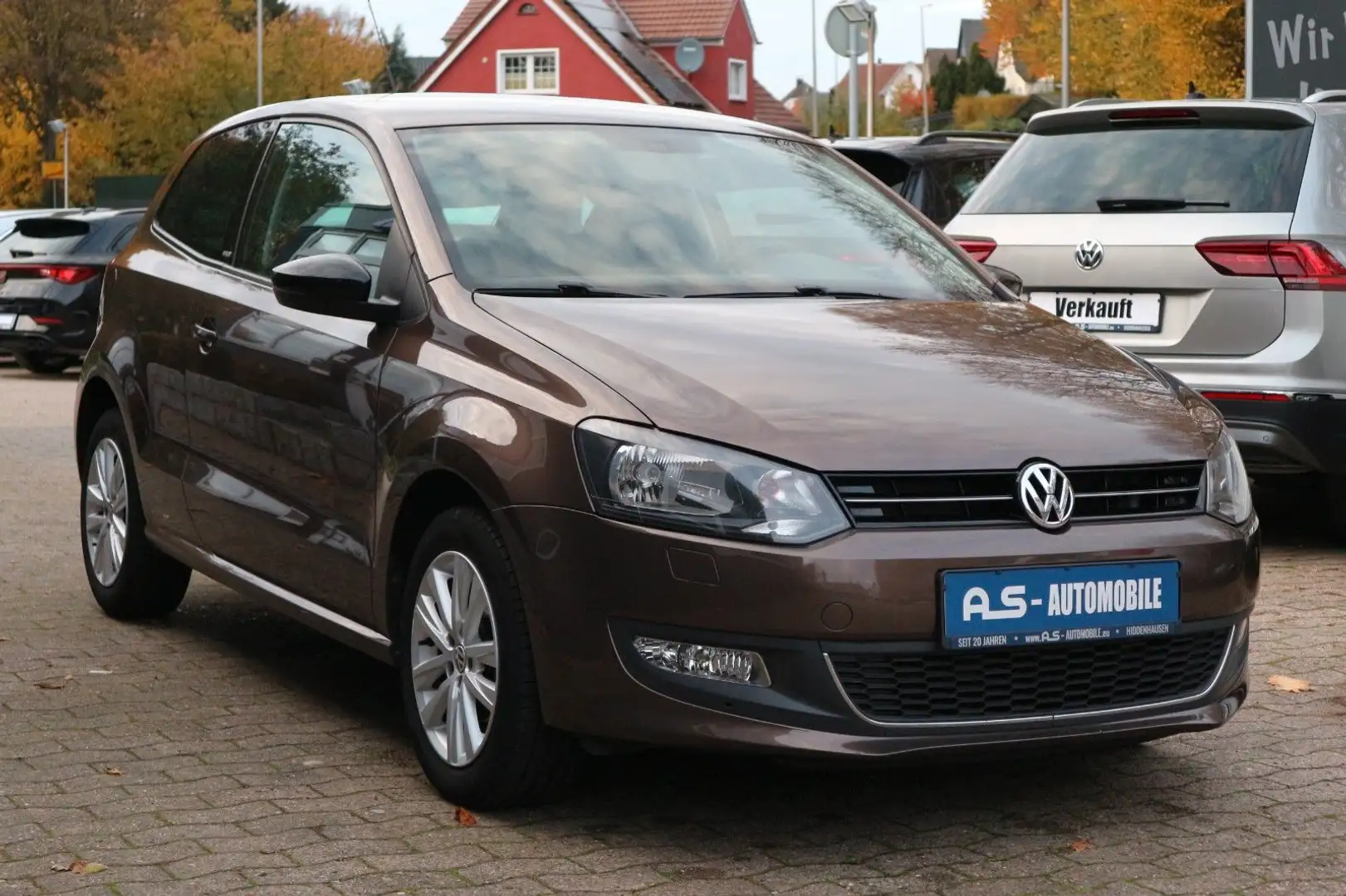 Volkswagen Polo V Style *NAVI/KLIMAAUTO/SHZ* Braun - 1