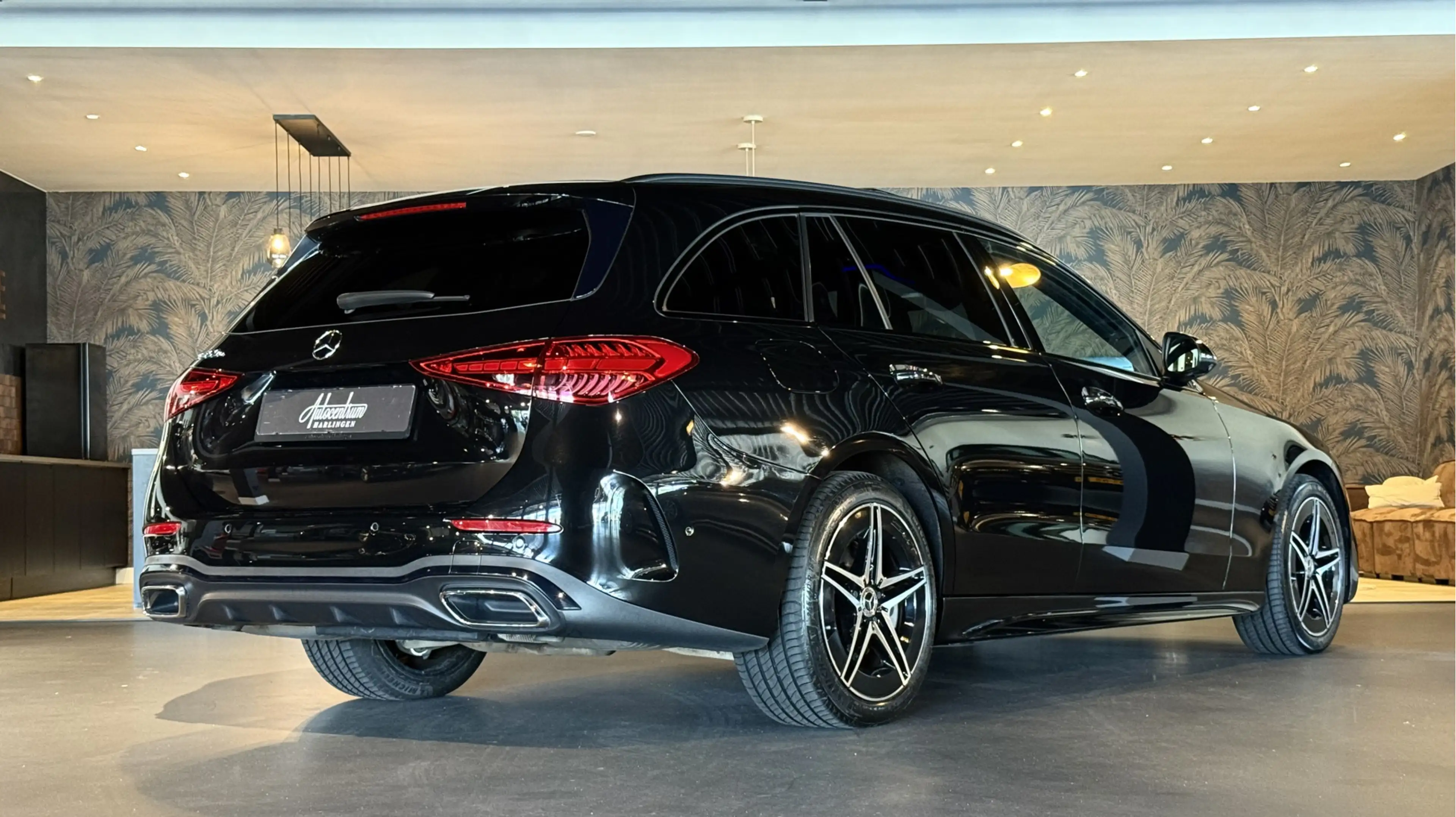 Mercedes-Benz C 300 Estate e AMG I Pano I 2x Memory I Camera — photo 19