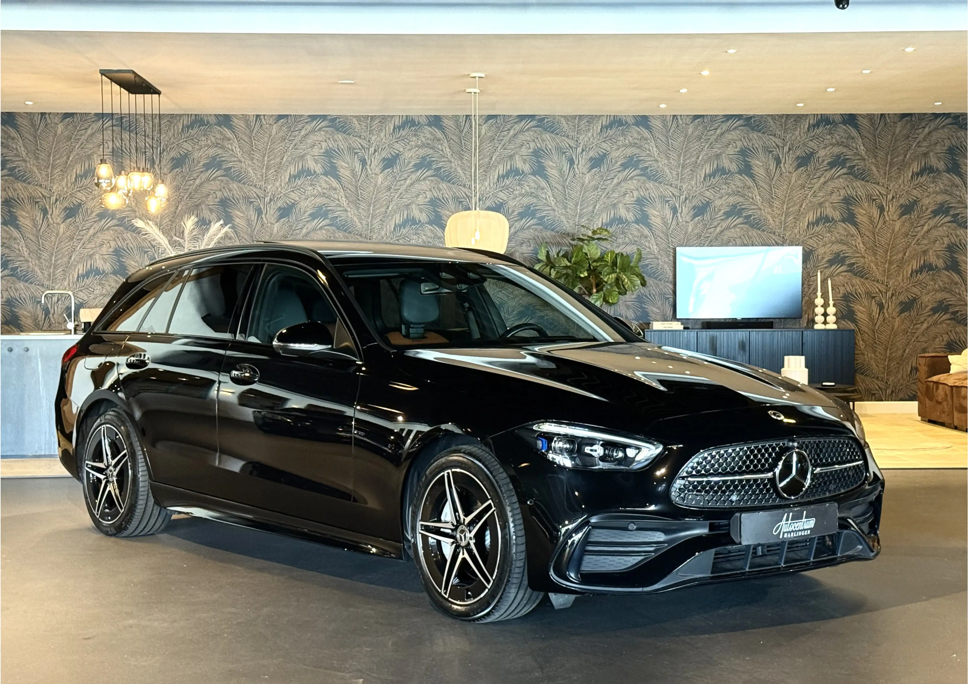 Mercedes-Benz C 300 Estate e AMG I Pano I 2x Memory I Camera — photo 7