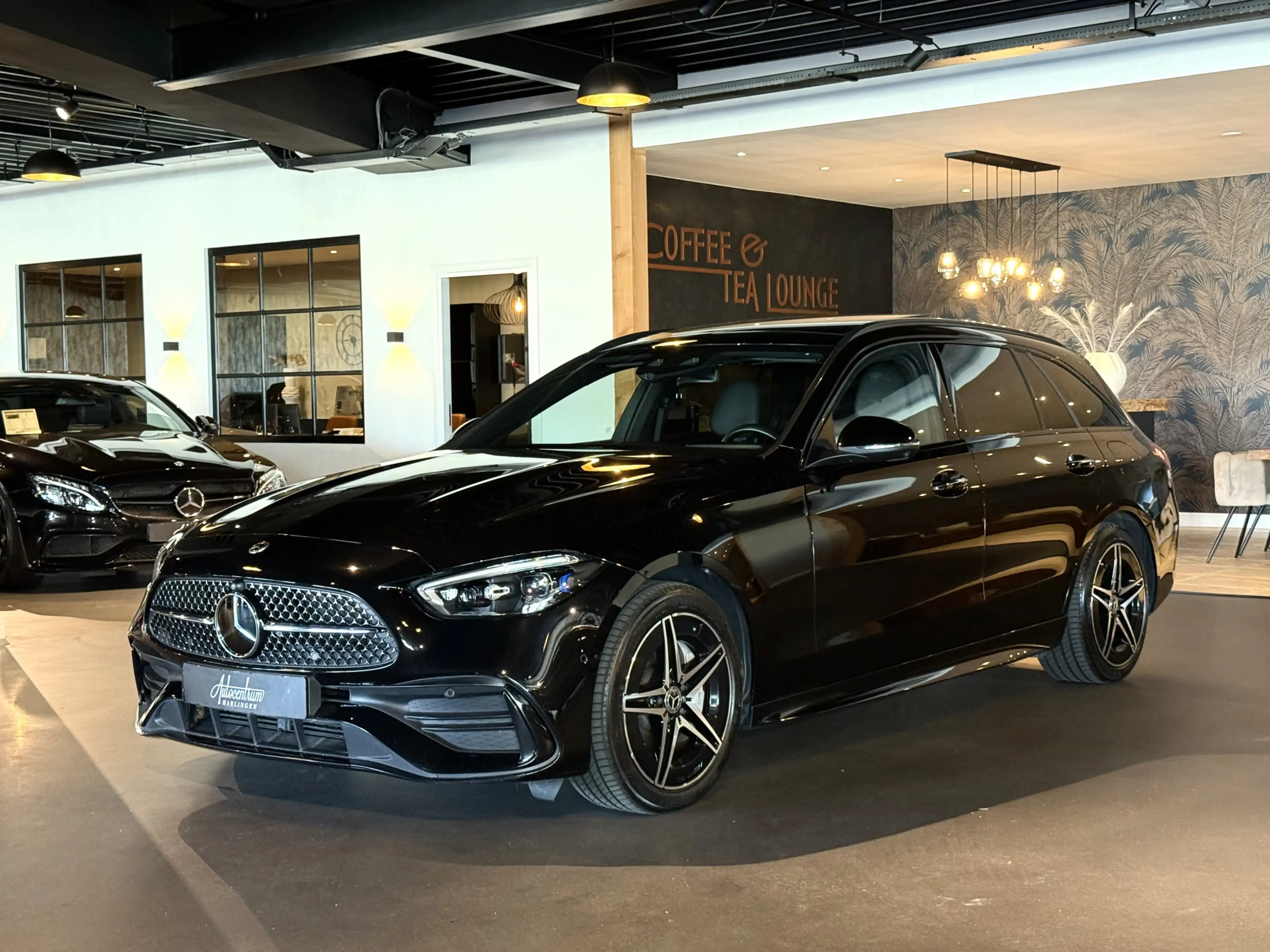 Mercedes-Benz C 300 Estate e AMG I Pano I 2x Memory I Camera — photo 20