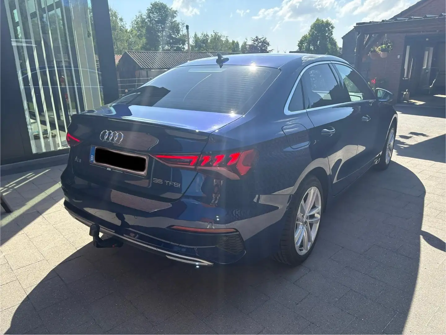 Audi A3 A3 35 TFSI Limousine S tronic advanced Blauw - 2