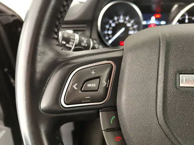 Land Rover Range Rover Evoque view 15