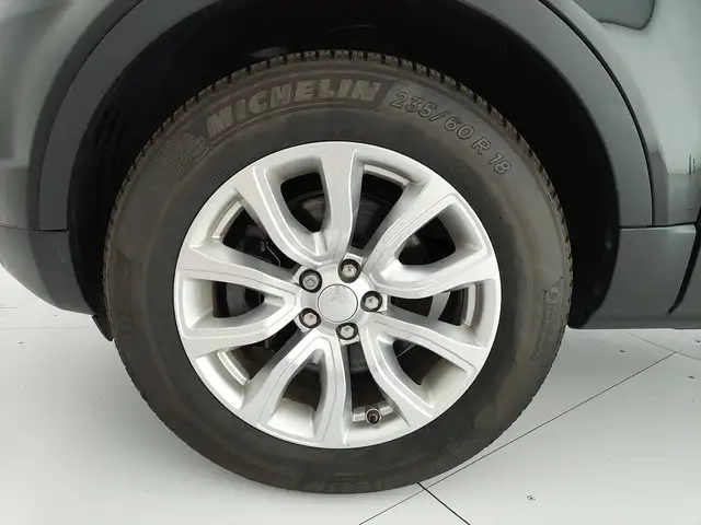 Land Rover Range Rover Evoque view 11