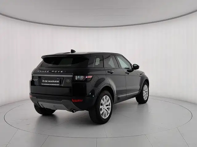 Land Rover Range Rover Evoque view 5