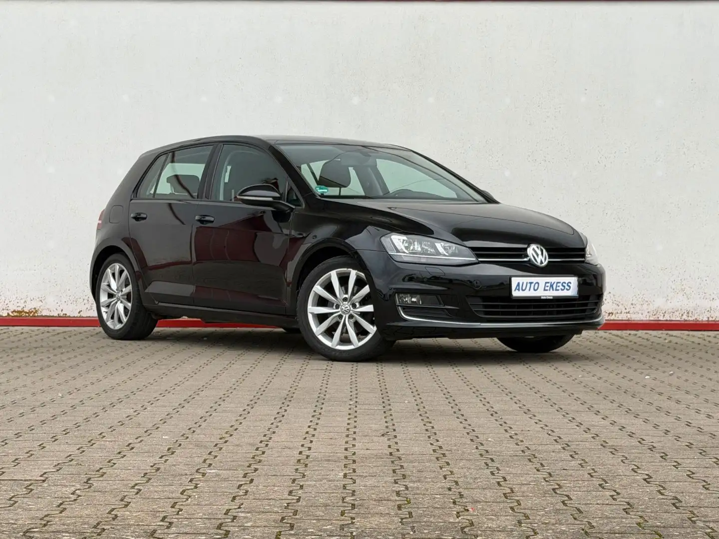 Volkswagen Golf VII 7 1.4 TSI Lim. Highline SpS*XENON* Schwarz - 1