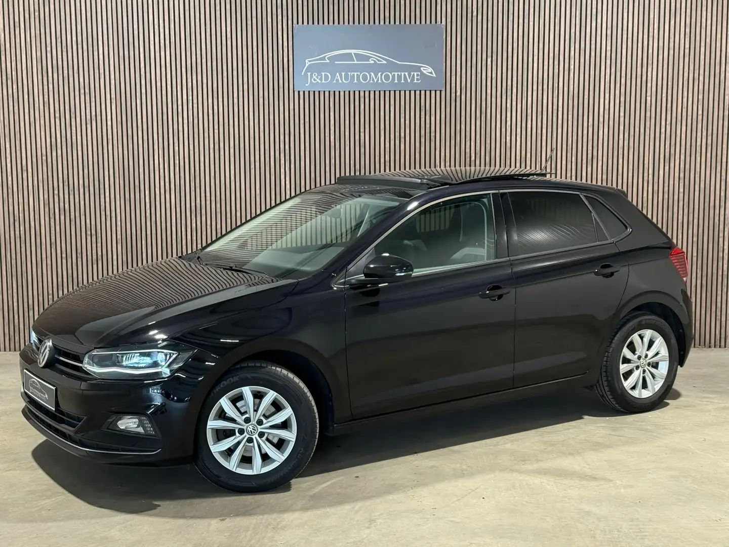 Volkswagen Polo 1.0 TSI Highline 2018 DSG LED PANO VIRTUAL CAMERA Zwart - 1