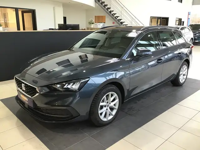 SEAT Leon ST 1.0 eTSI AUTOMAAT BJ02/2024 9220KM AIRCO DAB