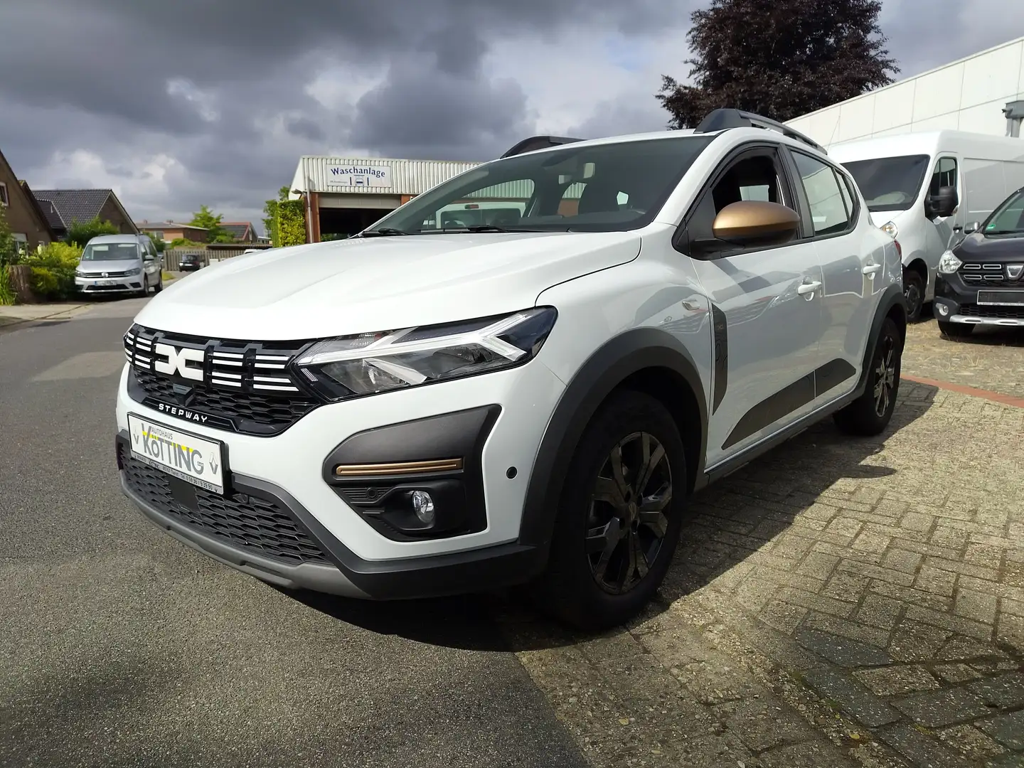 Dacia Sandero Stepway Extreme+ Weiß - 1