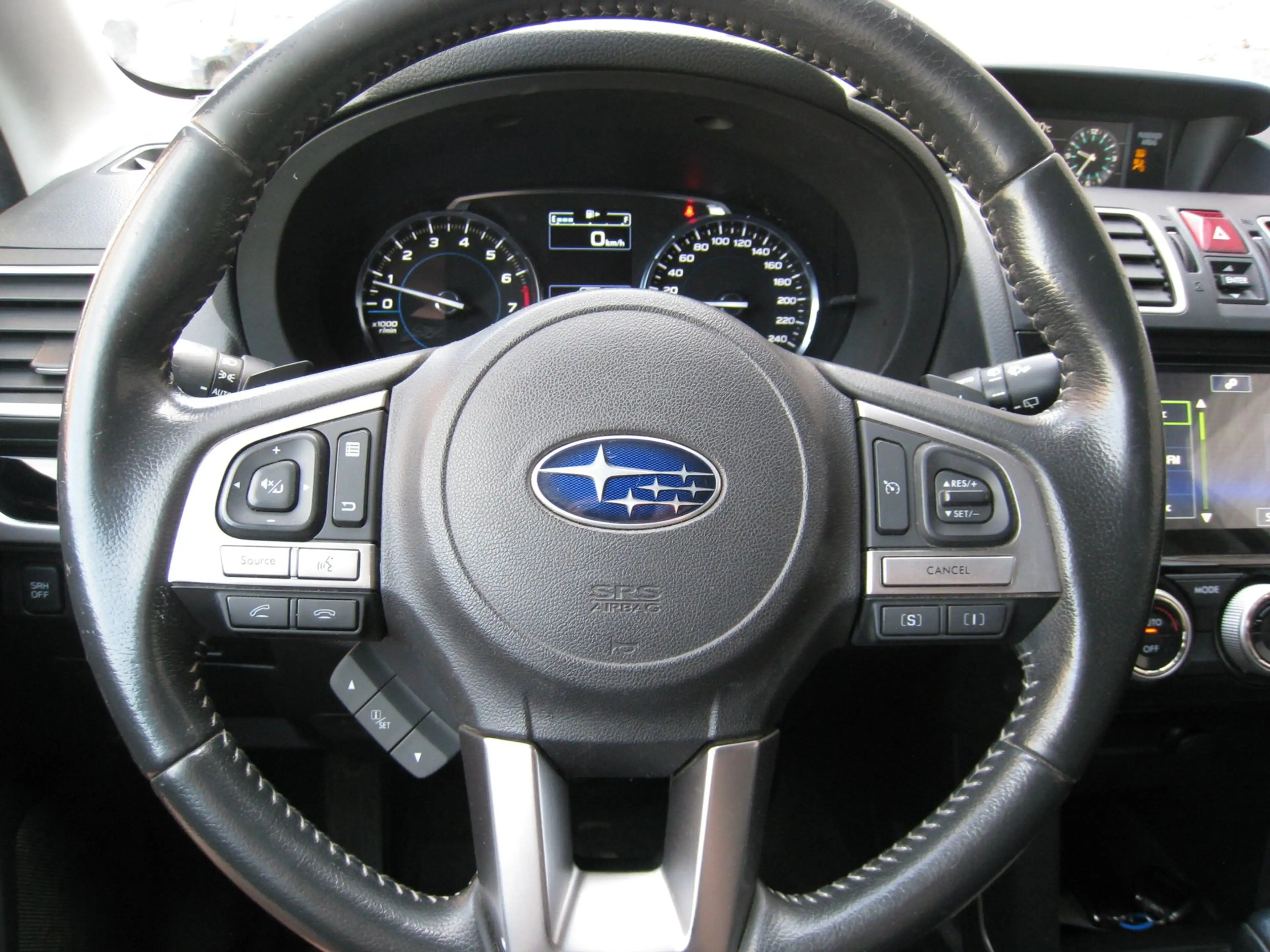 Subaru Forester 2.0 Premium - Leder - Schuifdak - Trekhaak - — photo 13