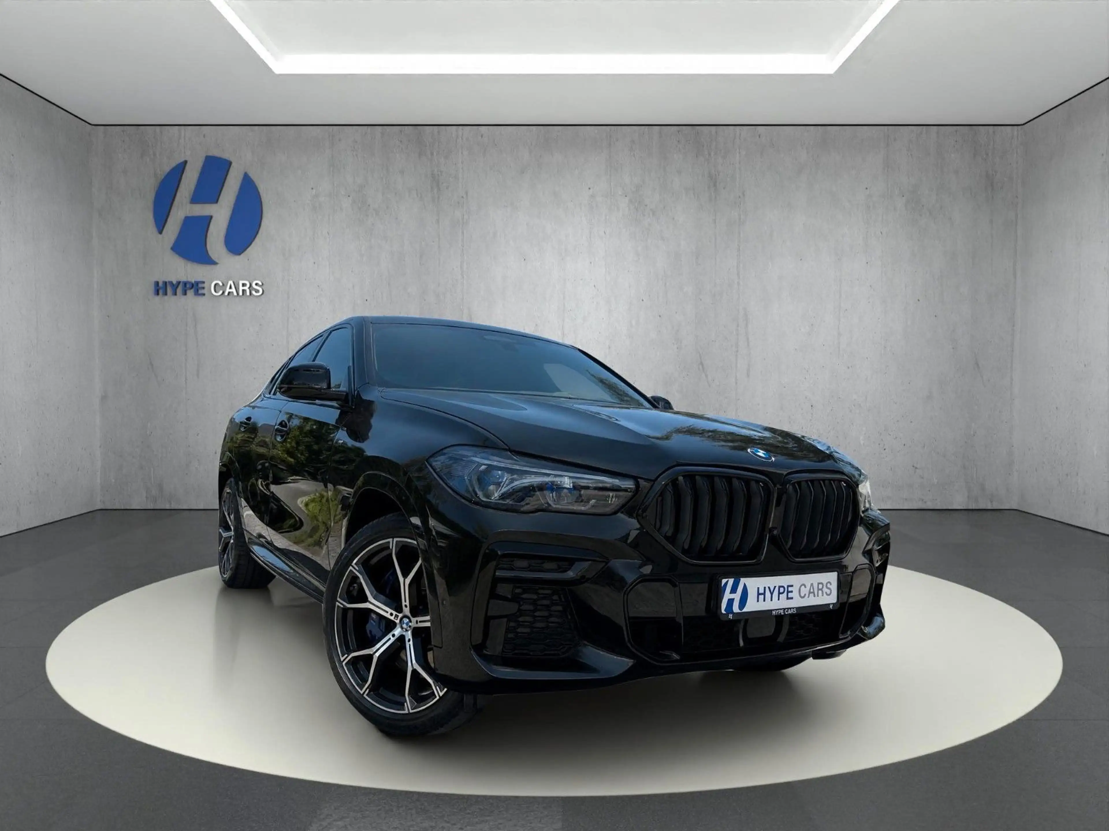 BMW X6 40d xD M Sport PanoSky Laser ACC 360° HUD H&K — photo 3
