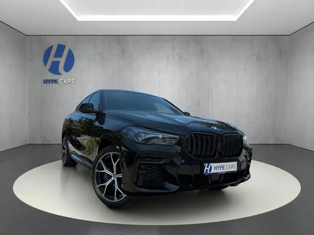 BMW X6 view 3