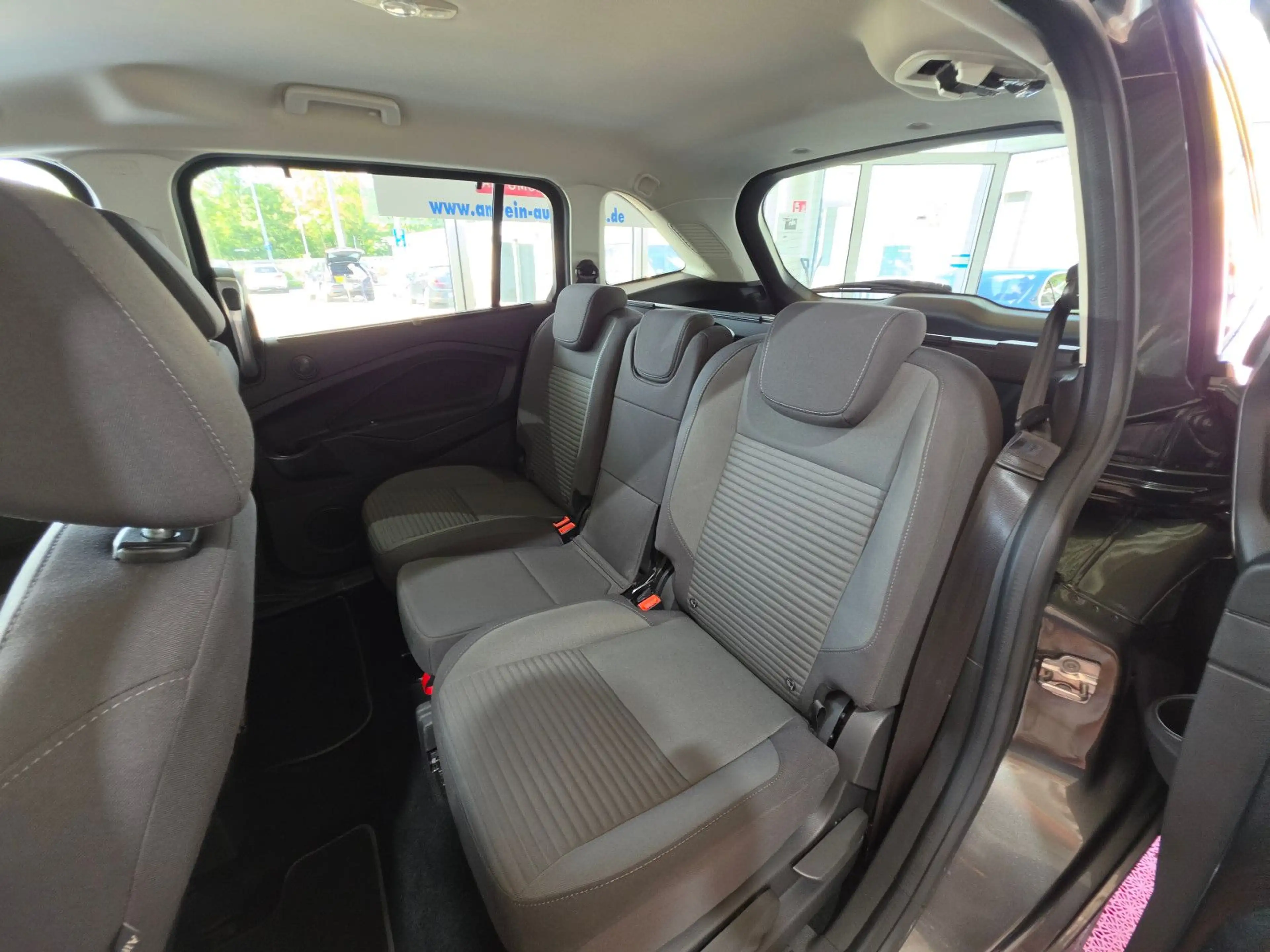 Ford Grand C-Max Titanium+NAVI+SHZ+KEYLESS GO+KLIMAAU — photo 15