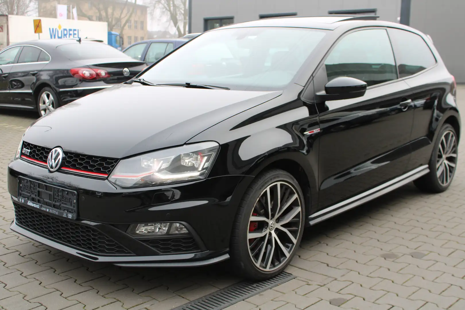 Volkswagen Polo GTI 1.8 16V BMT/Navi/LED/Panorama/SHZ/MFL/PDC Schwarz - 1