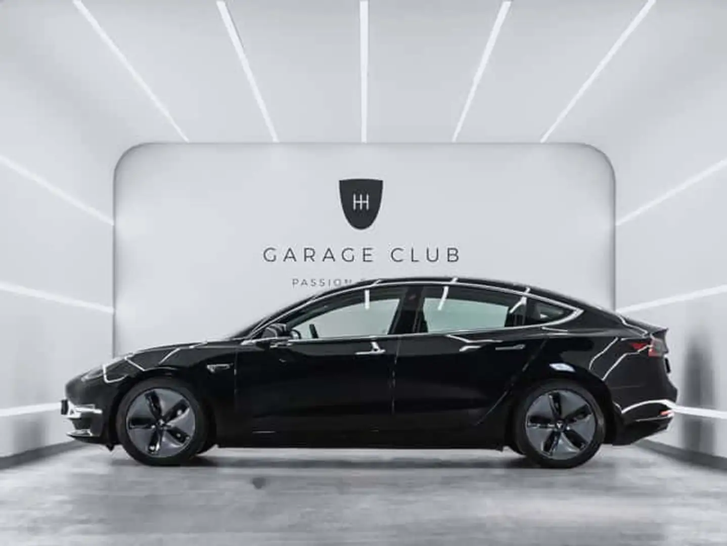 Tesla Model 3 Long Range AWD - 2