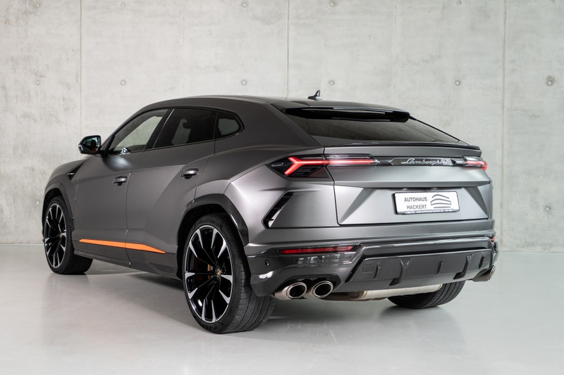 Lamborghini Urus V8 Panorama Full Carbon Akrapovic — photo 6