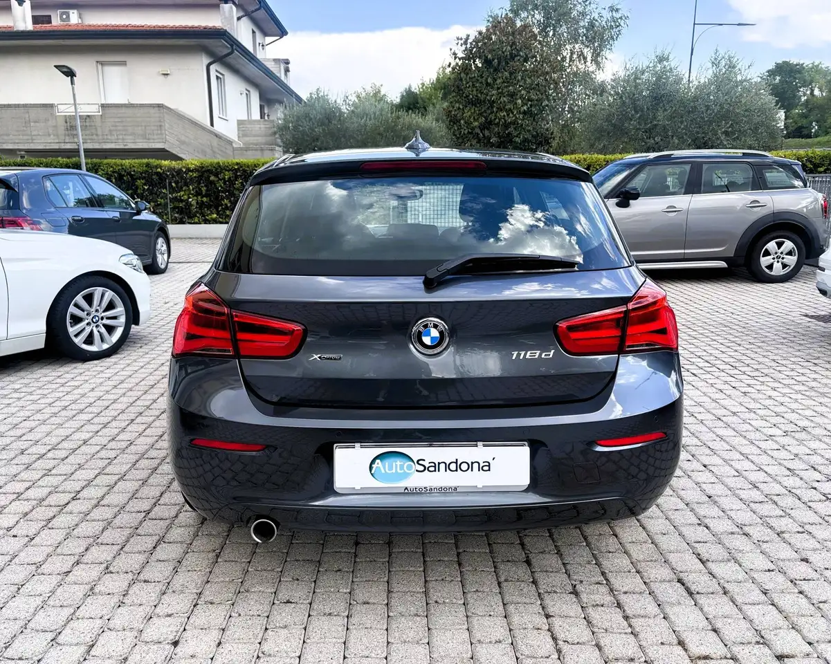 BMW 118 — photo 4 sur 15
