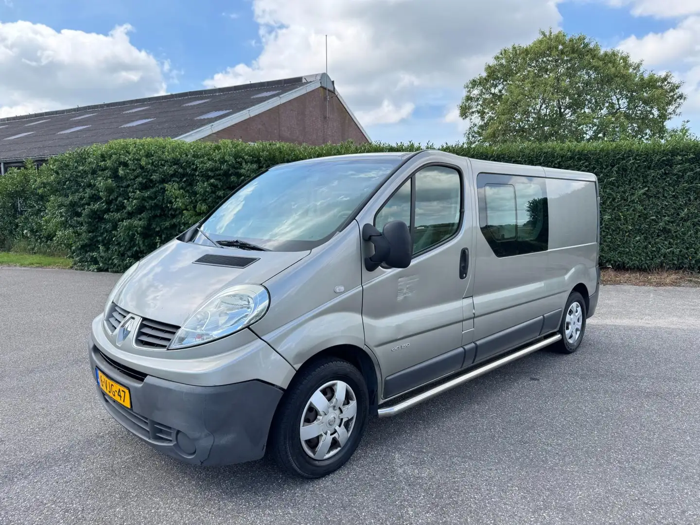 Renault Trafic 2.5 DCI 145PK AUT. L2H1 - DC - AIRCO - MARGE Gris - 2