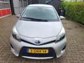 Toyota Yaris 1.5 Full Hybrid Asp.Navi en Afneembare Trekhaak Grijs - thumbnail 4