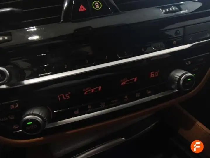 BMW Serie 5 530e (G30) 2020, foto 19