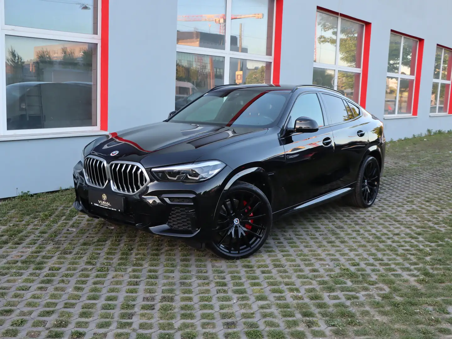 BMW X6 30d M-Sport | 360° Kamera | Adapt. Fahrwerk | Schwarz - 2