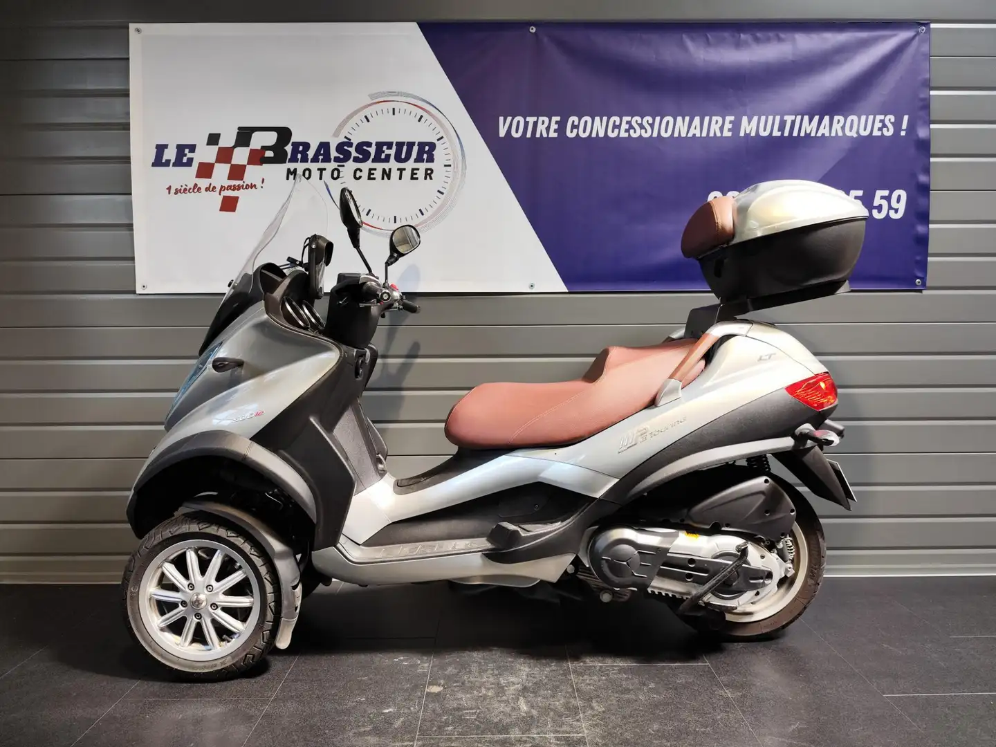Piaggio MP3 500 Gris - 2