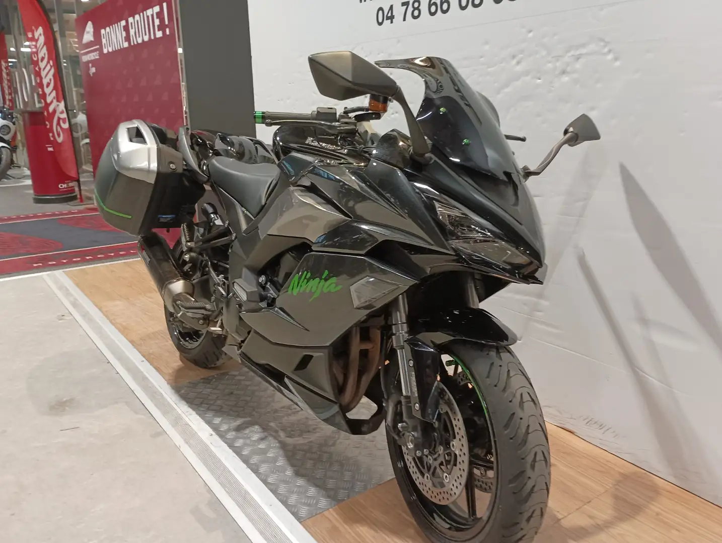 Kawasaki Ninja 1000SX Negro - 2