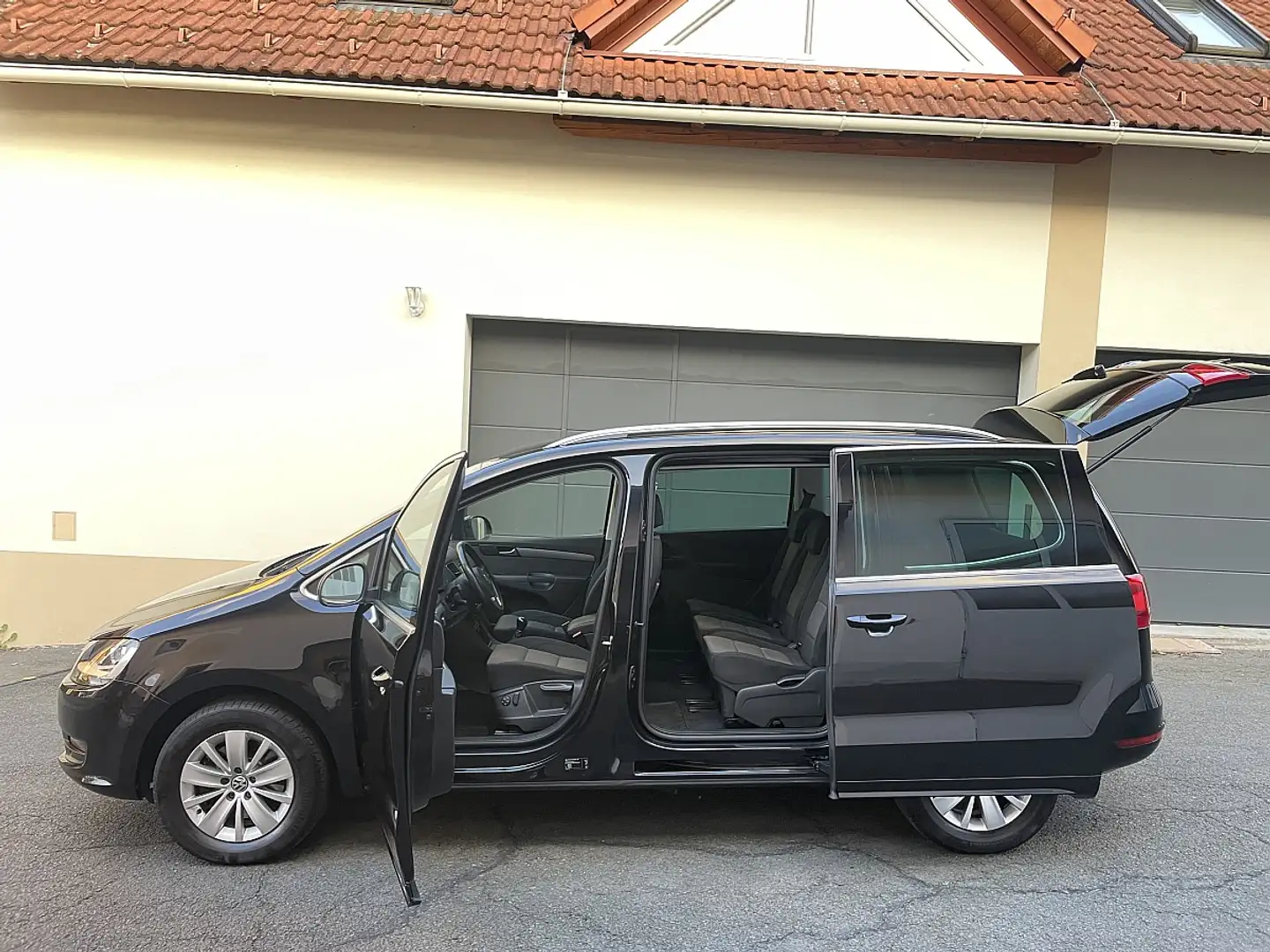 Volkswagen Sharan Comfortline BMT 2,0 TDI DPF**1.Besitz**118.000KM** Schwarz - 2