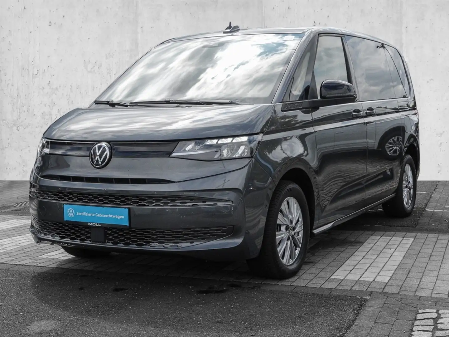 Volkswagen T7 Multivan 2.0 TDI DSG MATRIX AUT KAM KEYLESS Grau - 2