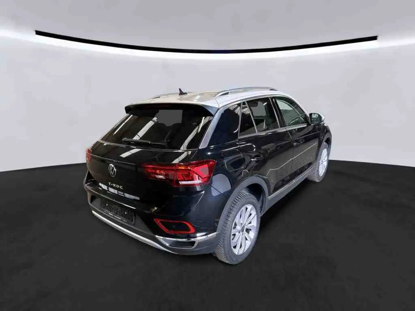 Volkswagen T-Roc Style 1.5 TSI AHK Navi RearView Massage ACC AHK AC Schwarz - 2
