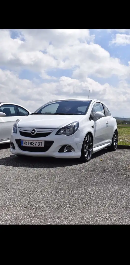 Opel Corsa 1,6 Turbo Ecotec OPC - 1