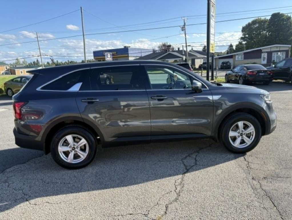 2022 Kia Sorento LX+ — снимка 1