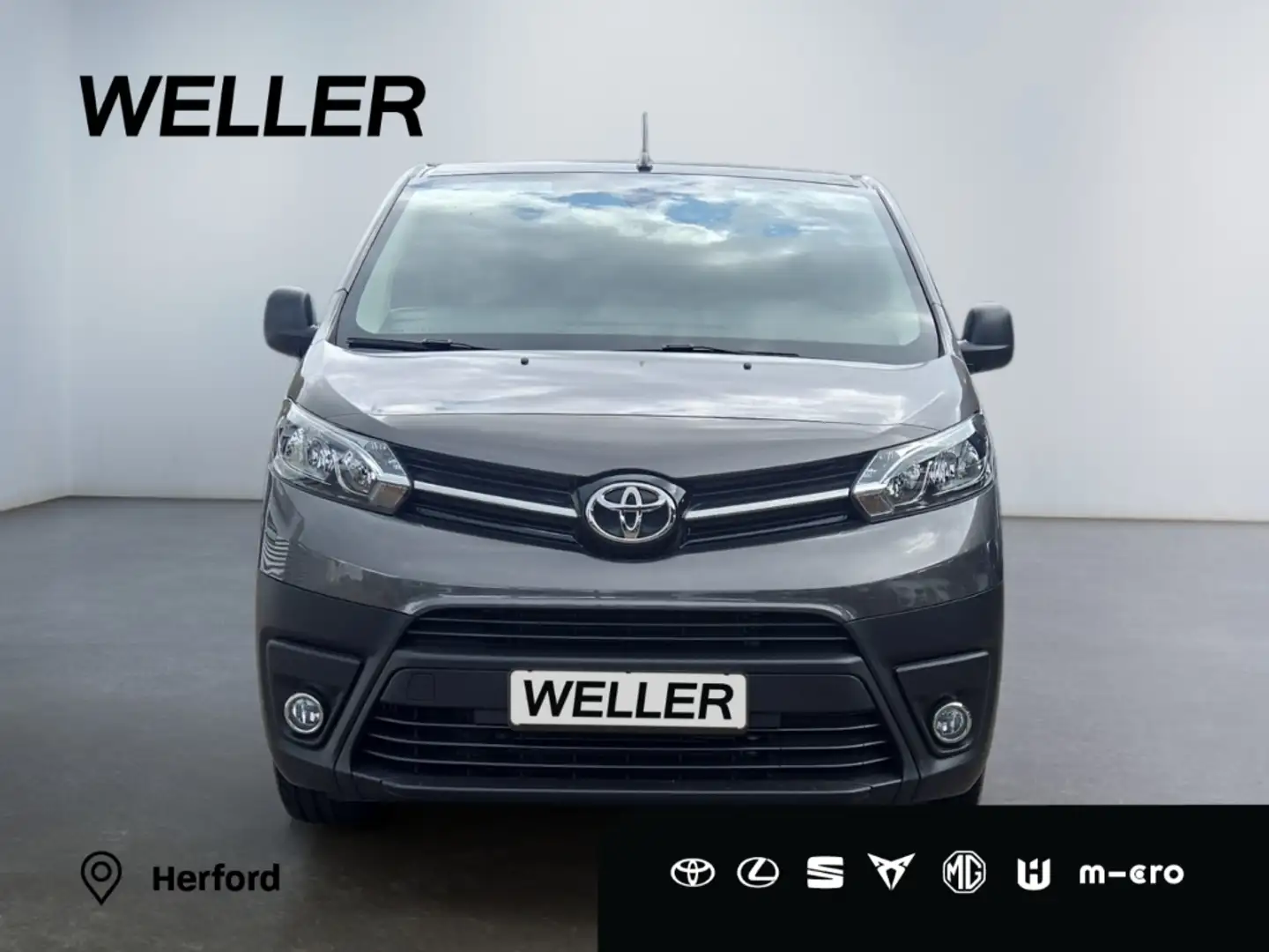 Toyota Proace 2,0l-D-4D L2 Comfort *Kamera**PDC*CarPlay* Grau - 2