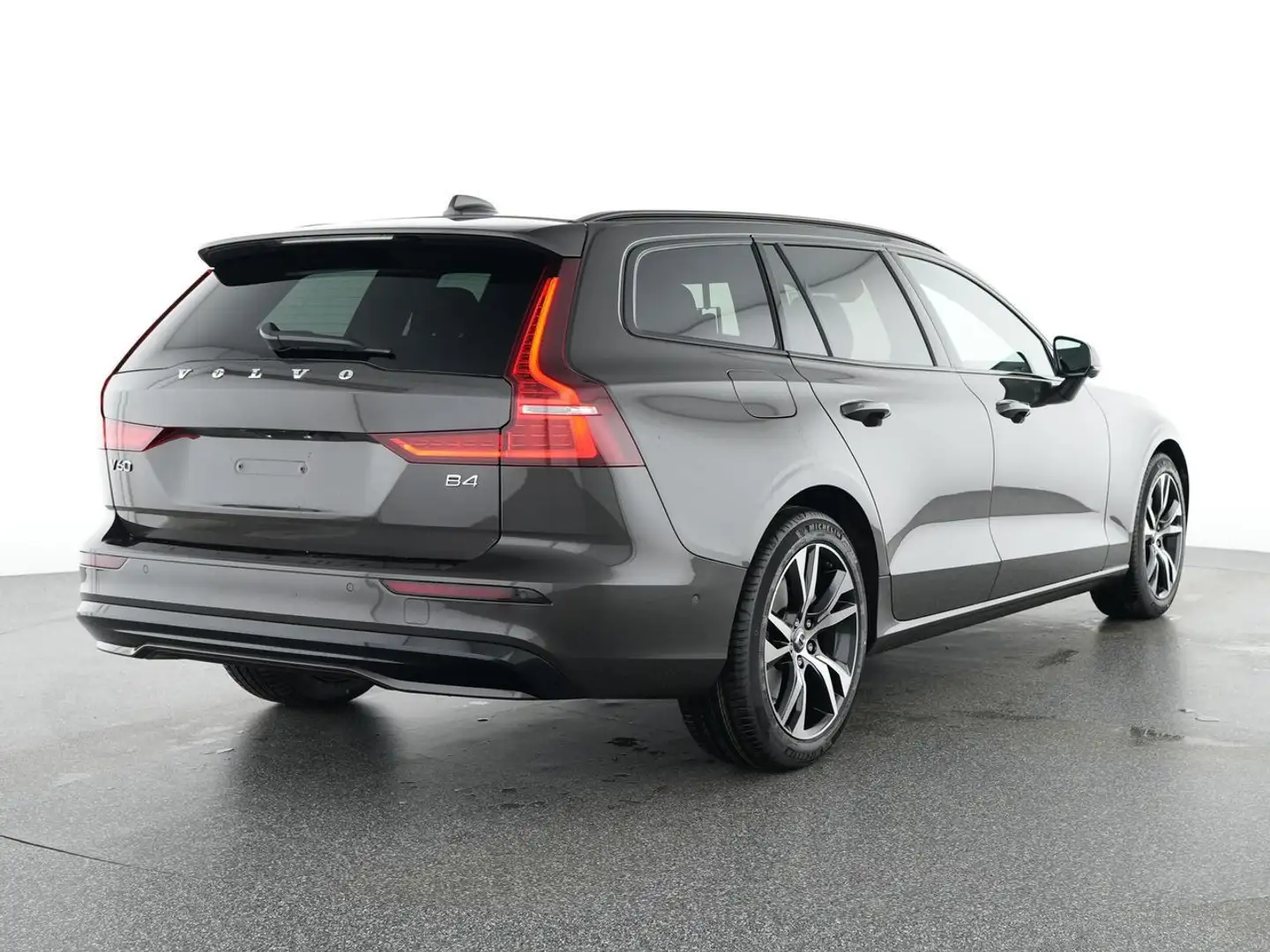 Volvo V60 B4 Plus Dark !!PANO+360°+H&K-SOUND+LRHZG!! Grijs - 2