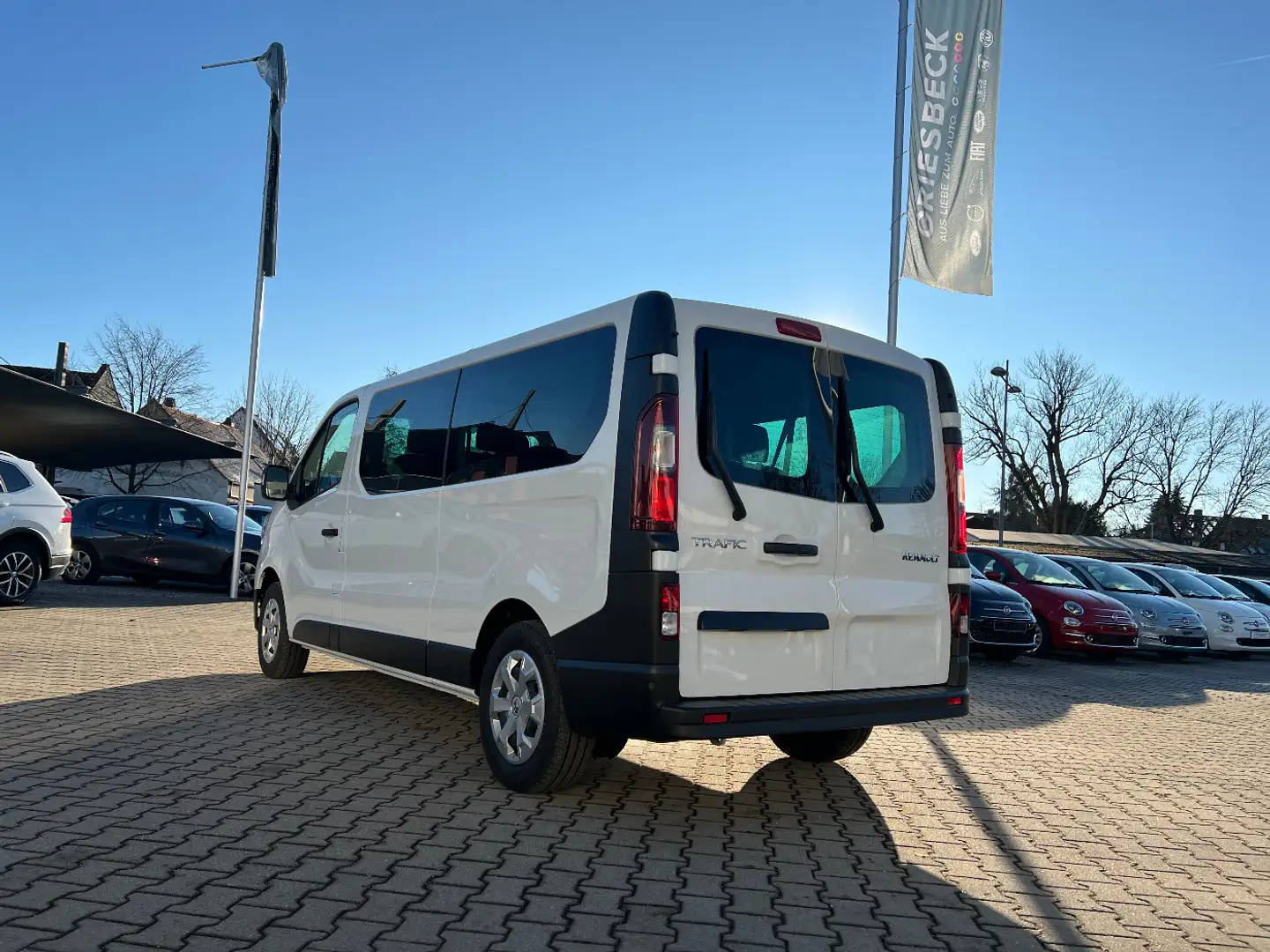 Renault Trafic Combi L2H1 2.0 BLUE dCi 110 3.0t Start Blanco - 2