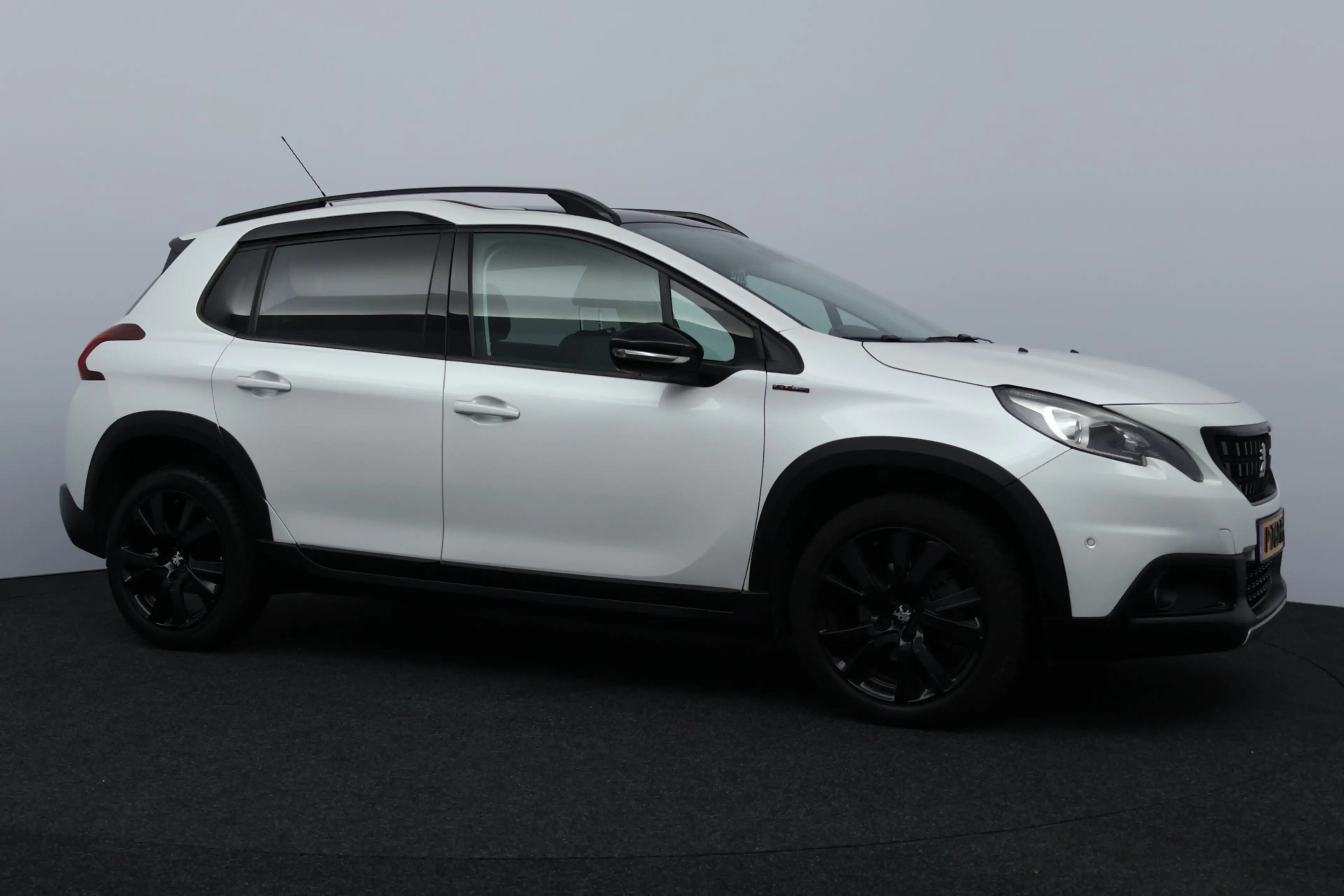 Peugeot 2008 1.2 PureTech Allure/ D-Riem Verv 100.000KM!/ Autom — photo 16