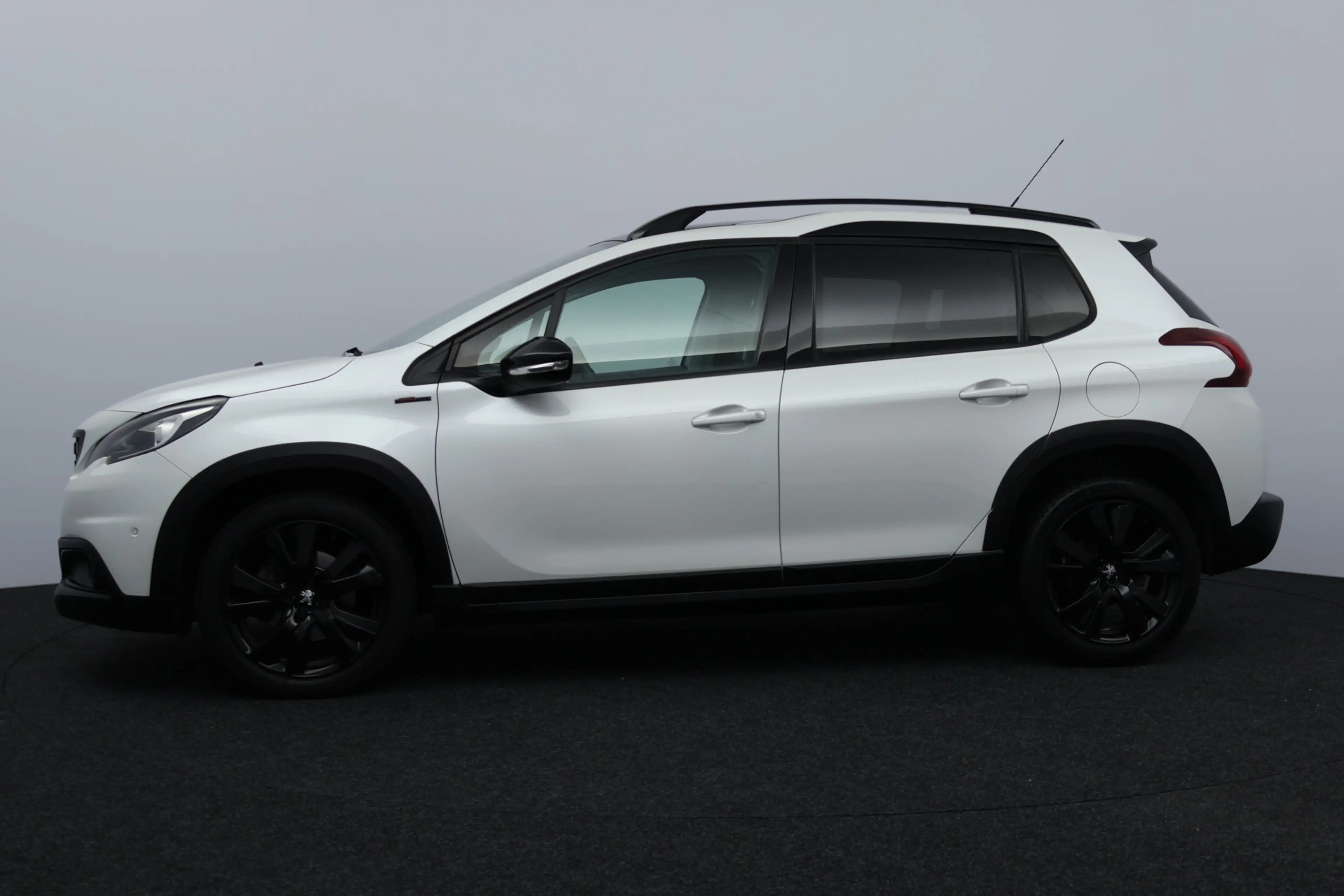 Peugeot 2008 1.2 PureTech Allure/ D-Riem Verv 100.000KM!/ Autom — photo 4