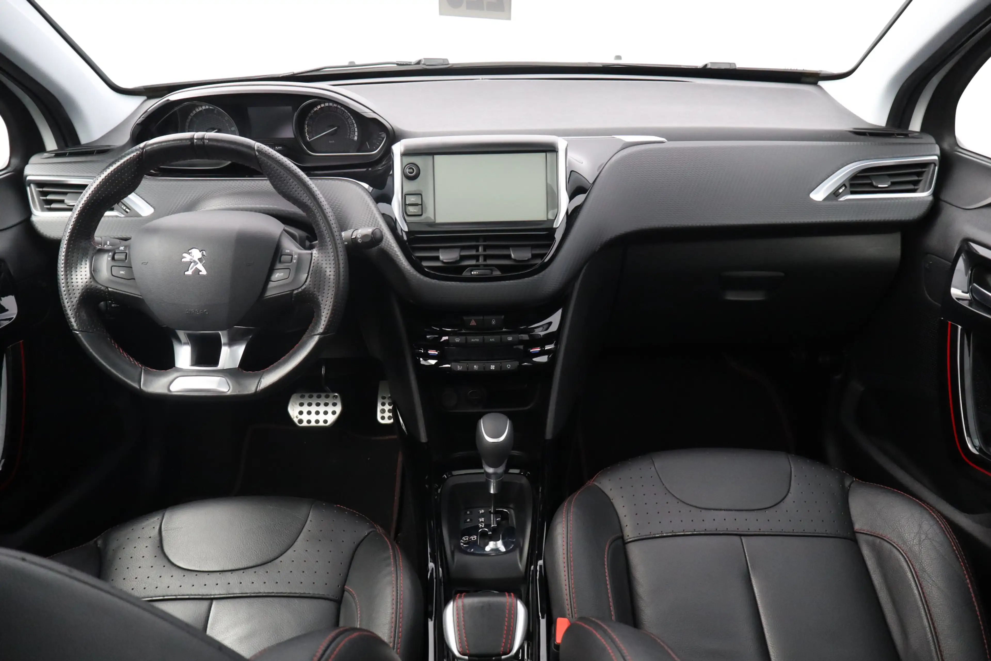 Peugeot 2008 1.2 PureTech Allure/ D-Riem Verv 100.000KM!/ Autom — photo 45