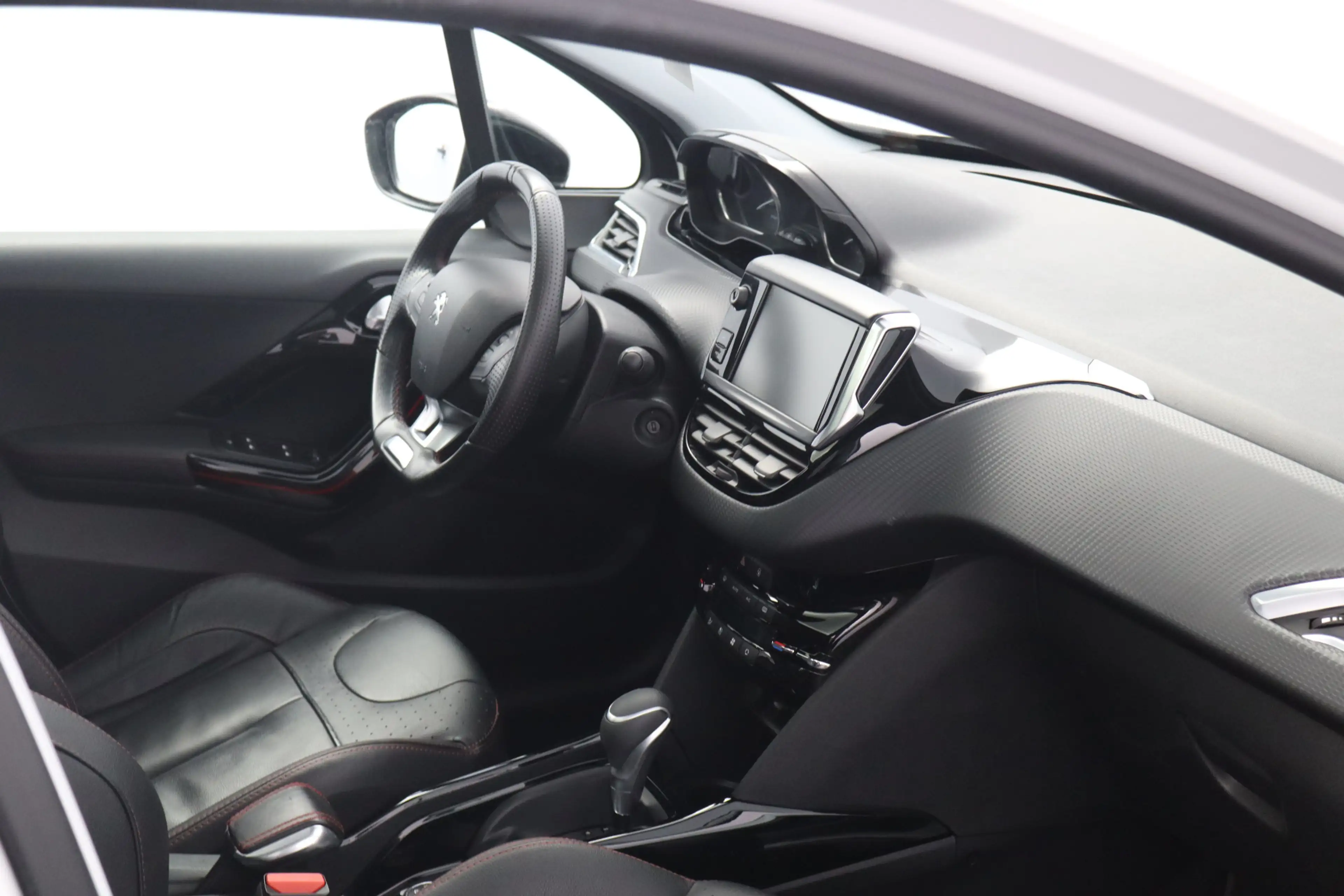 Peugeot 2008 1.2 PureTech Allure/ D-Riem Verv 100.000KM!/ Autom — photo 38