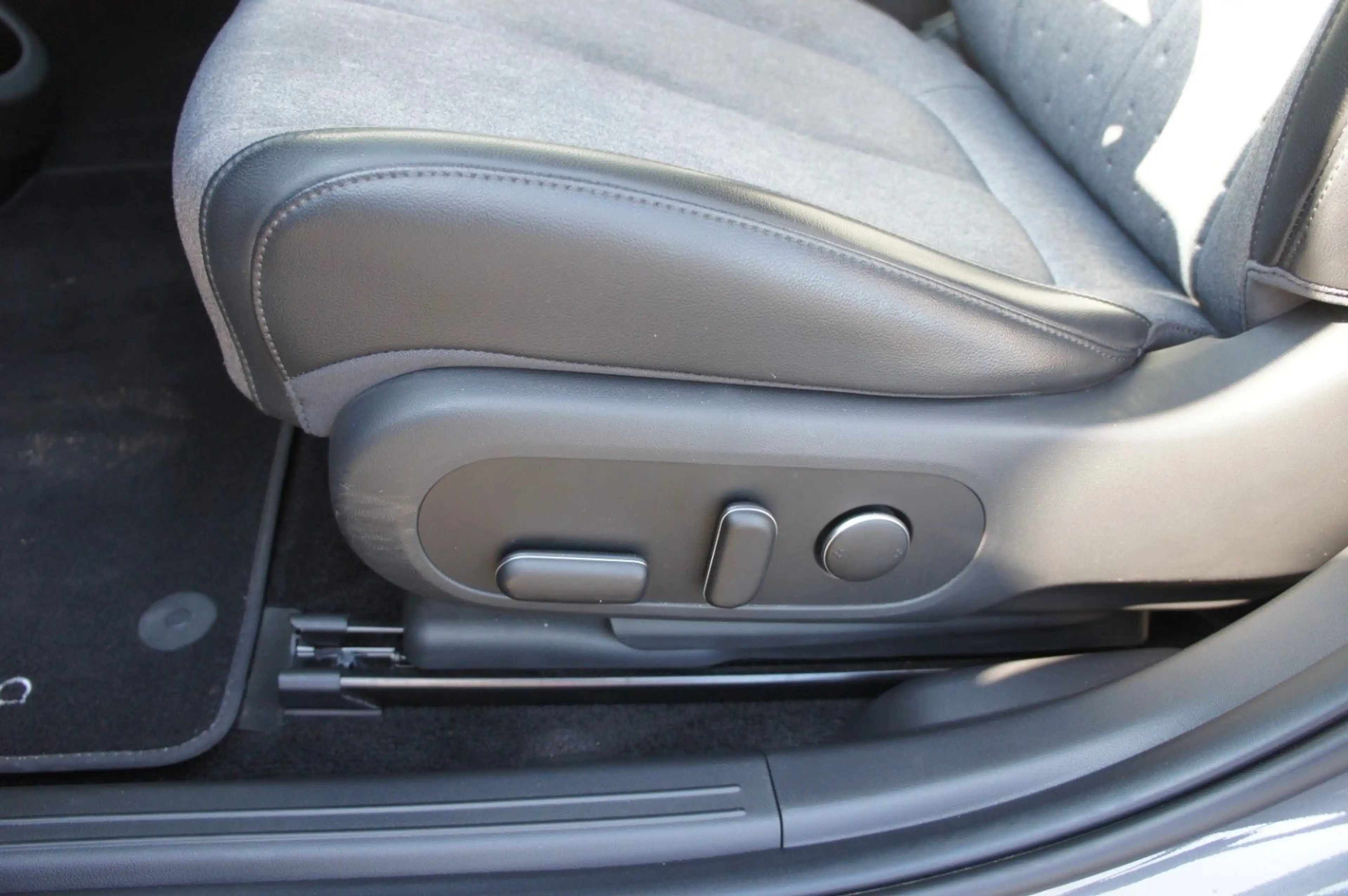 Hyundai IONIQ 5 Techniq 72,6 kWh 4WD*ACC*360°*SoH98,1%* — photo 12
