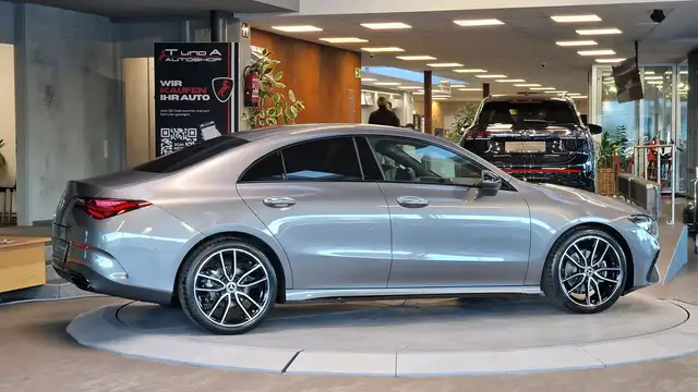 Mercedes-Benz CLA view 12