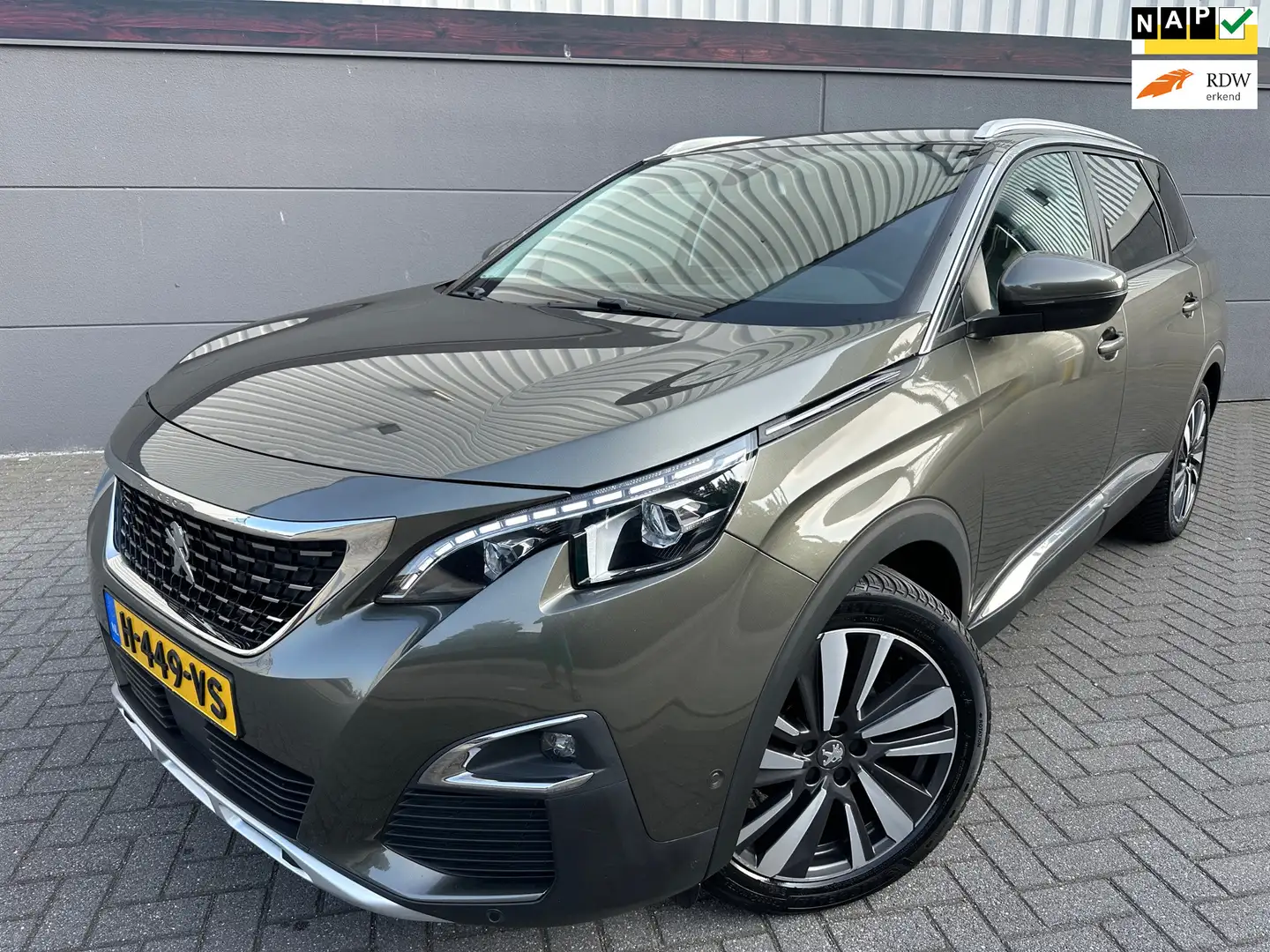 Peugeot 5008 1.2 PureTech Blue Lease Premium*STOEL VERWARMING*C Grijs - 1