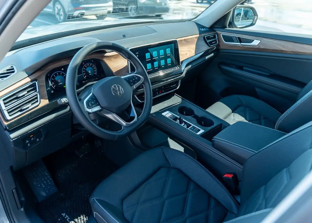 Volkswagen Atlas снимка Volkswagen Atlas
