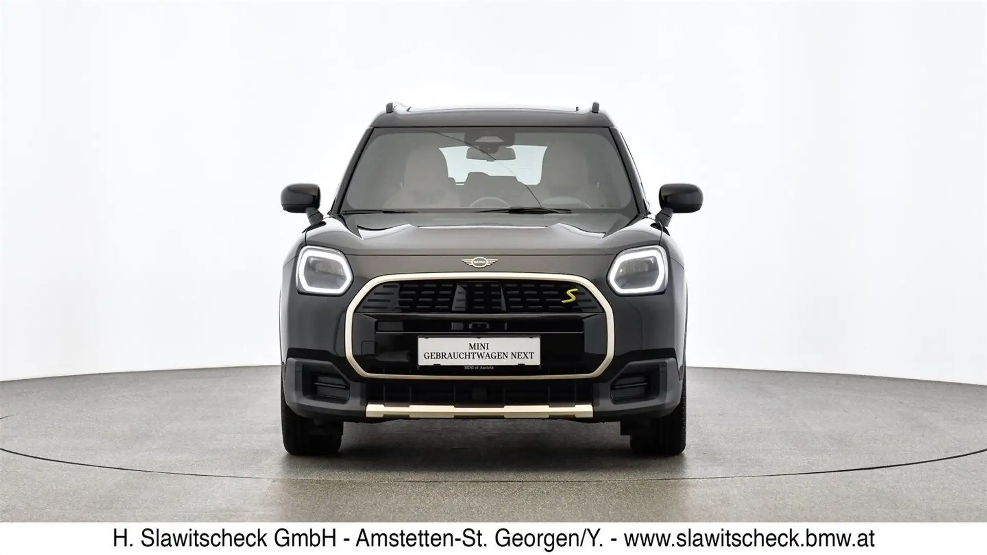 MINI Cooper SE Countryman Countryman SE All4 64.6kWh Schwarz - 2
