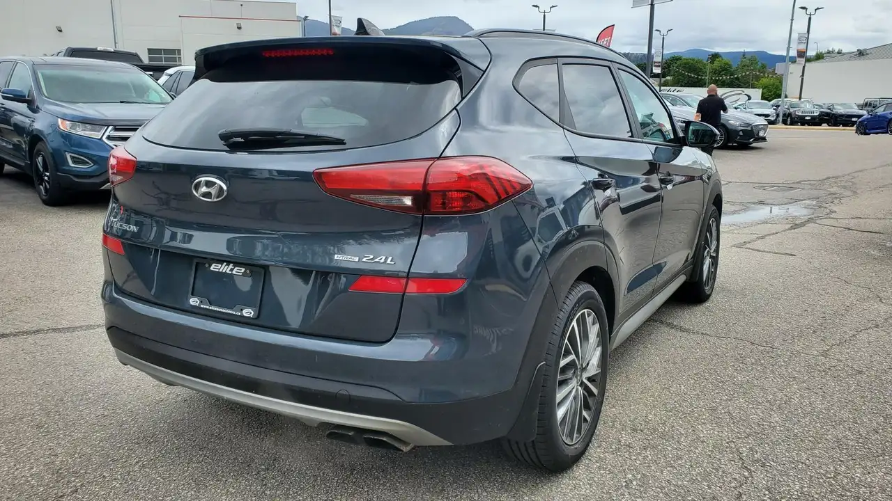 Hyundai TUCSON снимка Hyundai TUCSON