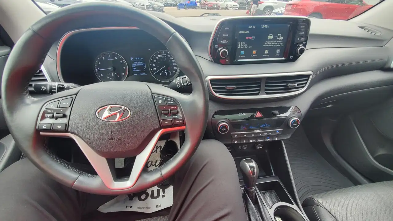 Hyundai TUCSON снимка Hyundai TUCSON