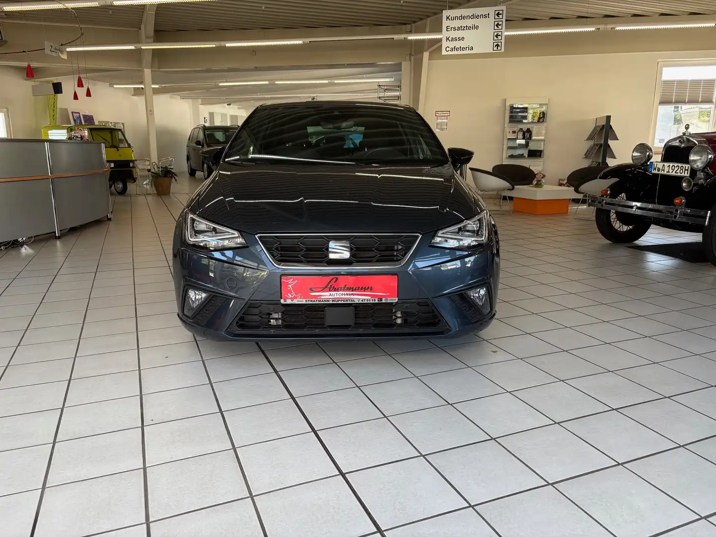 SEAT Ibiza FR Grau - 1
