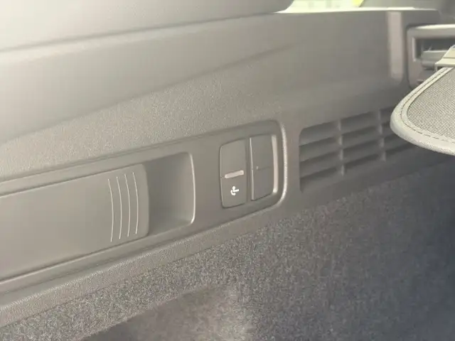 Audi Q5 view 15